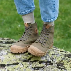 Pataugas AUTHENTIQUE/T F4G VERT MILITAIRE -Chaussures Soldes AUTHENTIQUETH4GVERTMILITAIRE